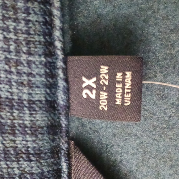 Land's End size 2X women's fleece shacket in a Glen Plaid deep sea navy … - Picture 11 of 17